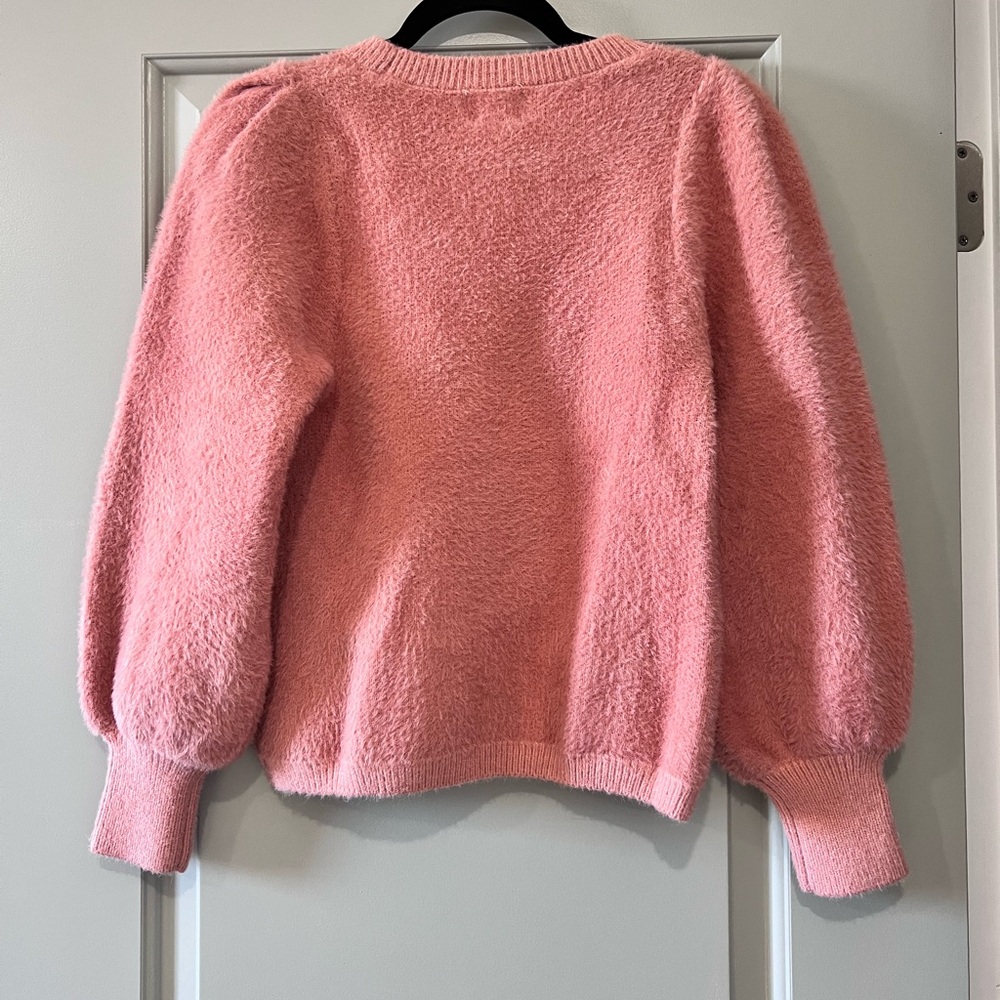 dRA Sweater - Picture 4 of 5